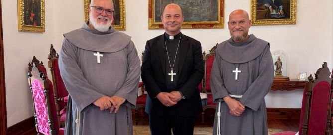 Luis Miguel Martell, superior general de los Hermanos de Cruz Blanca. “La compasión y la misericordia nunca las recibirás de una máquina”