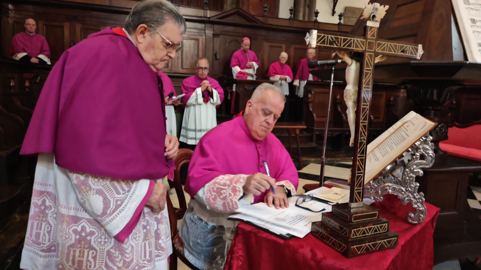 Miguel Ángel Navarro comienza su ministerio como deán de la Catedral de La Laguna